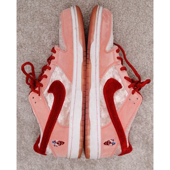 Nike SB Dunk Low Strangelove Pink Red Sneakers Mens 8.5 Womens 10 CT2552-800 - Picture 3 of 16